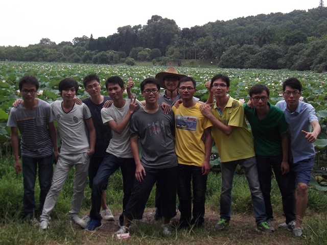 2014年大学生文化活动之医生山一日游