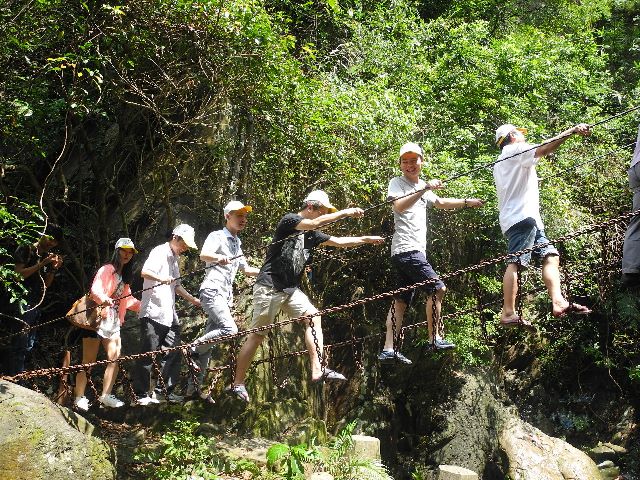 2015年优惠活动办理大厅科技旅游报道