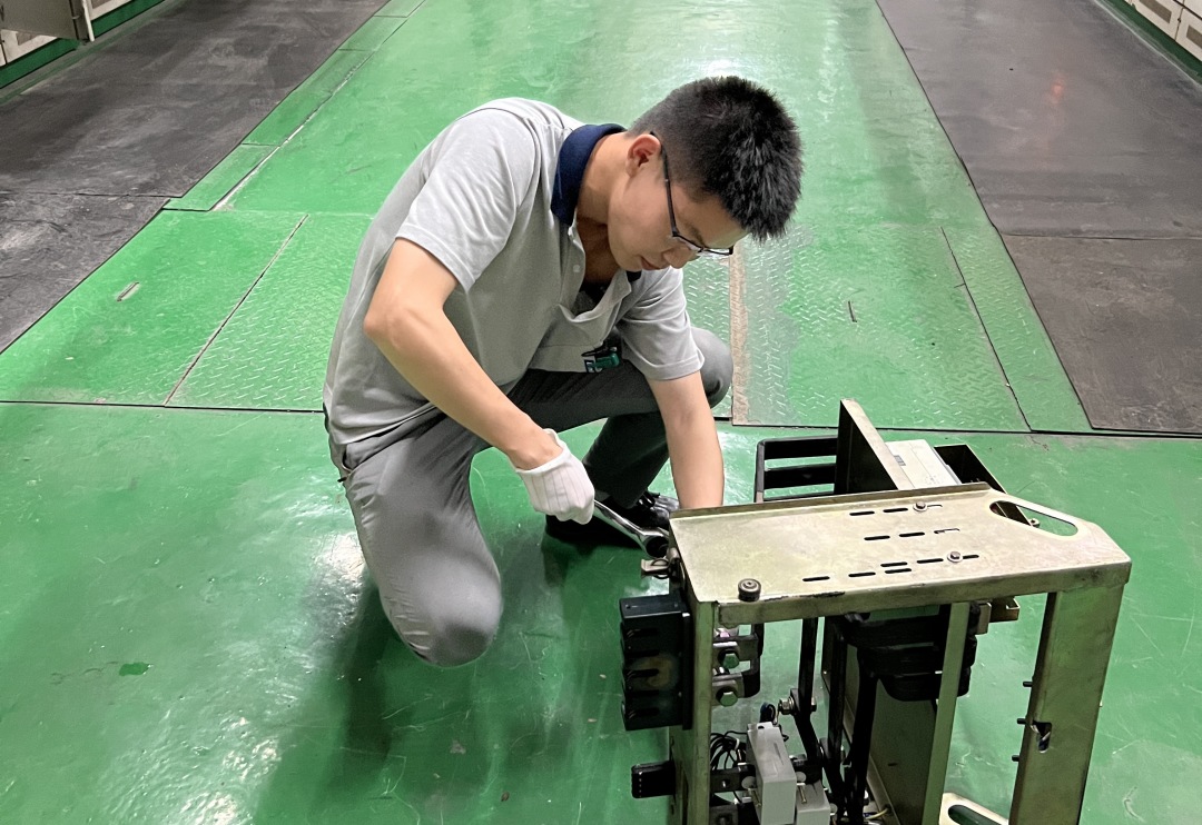 无奋斗，，，，不青春|优惠活动办理大厅科技七位优异青年月表！