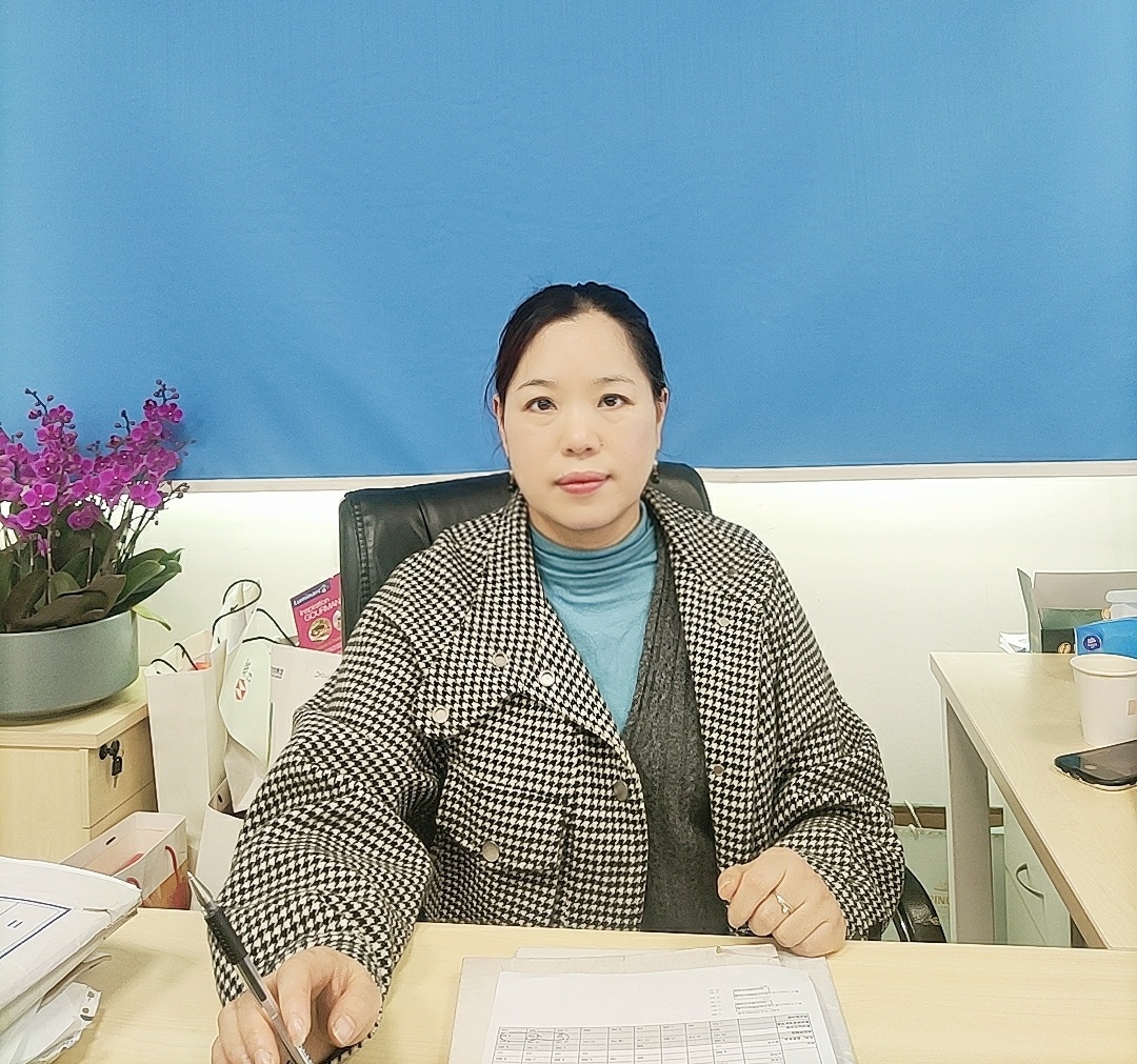 致敬这就是优惠活动办理大厅巾帼她实力